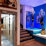 فندق Alexander 3*