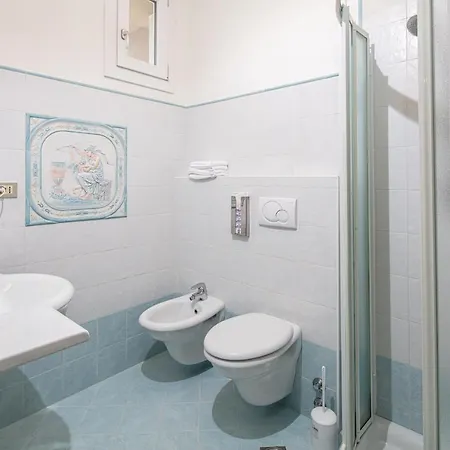 Alexander 비비오네