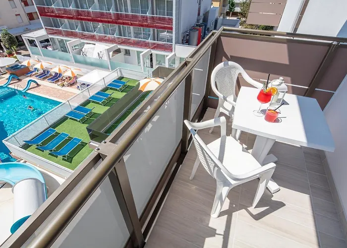 Alexander Szálloda 3*